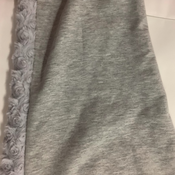 2 Piece Plus Faux Fur Jogger Set. Actual Product Pics in Post! - Picture 10 of 12